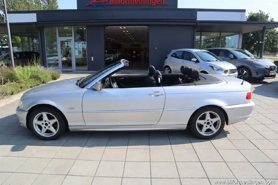 BMW 320 Ci 170hk Cab, bild 1 av 12