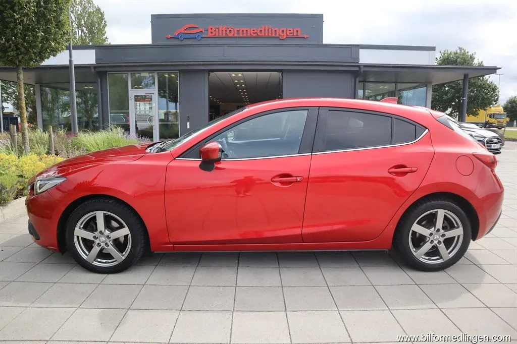 Mazda 3 2.2 SKYACTIV-D Sport 150hk Svensksåld, bild 1 av 12