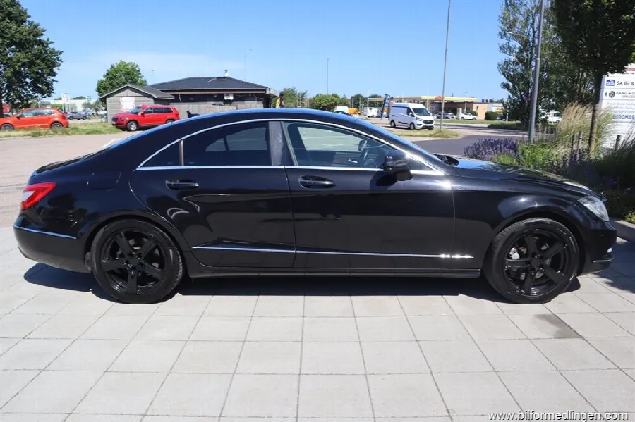 Mercedes-Benz CLS 350 CDI 4MATIC 265hk Skinn Aut Navi, bild 7 av 12