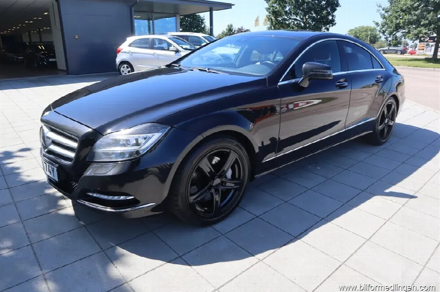 Mercedes-Benz CLS 350 CDI 4MATIC 265hk Skinn Aut Navi, bild 2 av 12