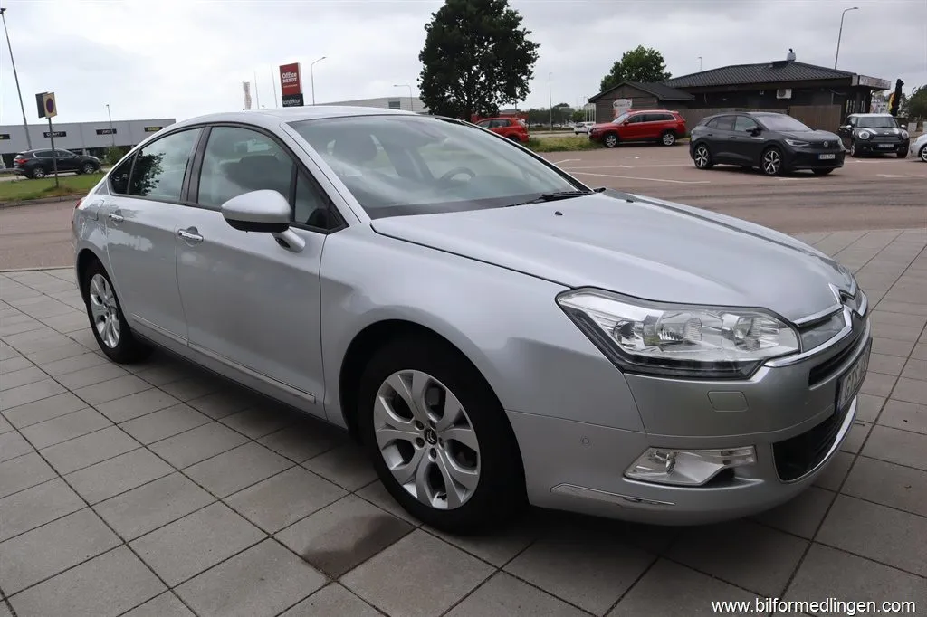 Citroën C5 1.6 THP Sedan 156hk Svensksåld Navi, bild 8 av 12