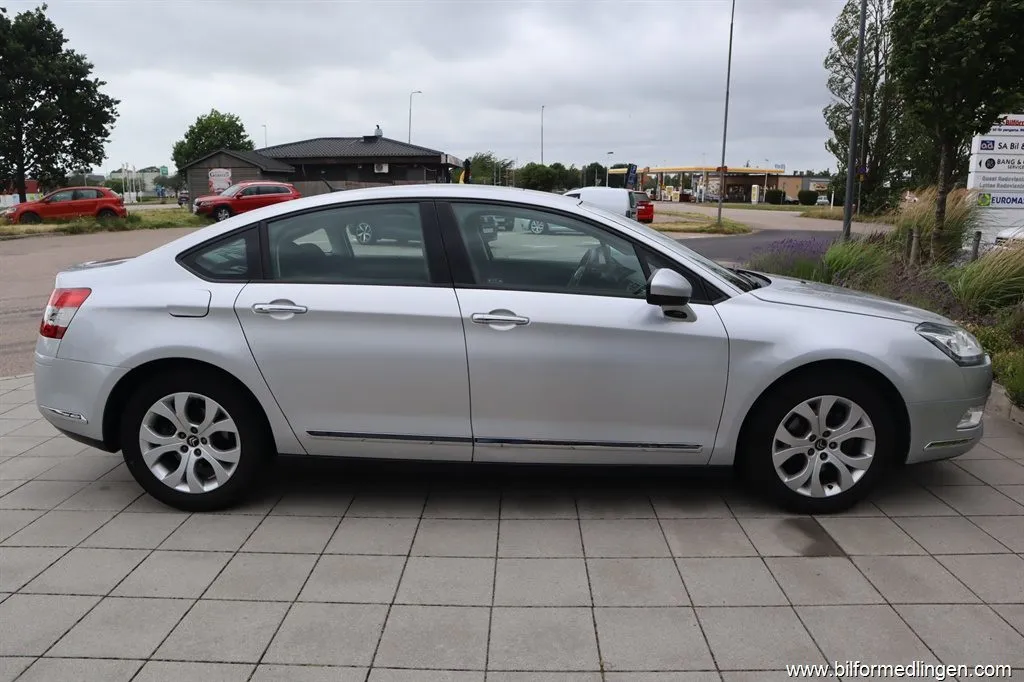 Citroën C5 1.6 THP Sedan 156hk Svensksåld Navi, bild 7 av 12