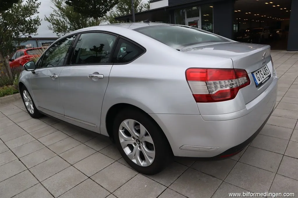 Citroën C5 1.6 THP Sedan 156hk Svensksåld Navi, bild 9 av 12