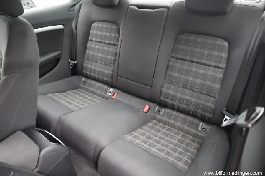 Audi A5 2.0 TDI DPF Coupé 190hk Sport edition S-line, bild 5 av 12