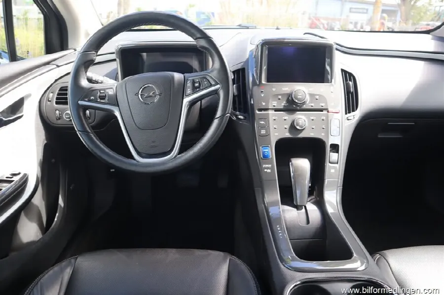 Opel Ampera 1.4 ECOTEC Plug-In Hybrid FWD PHEV B 150hk Skinn Automat, bild 3 av 12