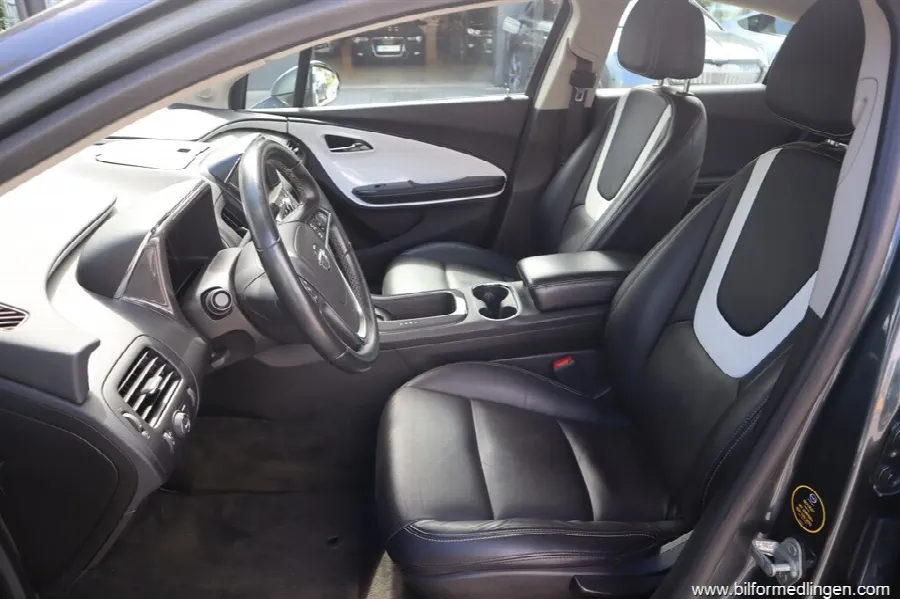 Opel Ampera 1.4 ECOTEC Plug-In Hybrid FWD PHEV B 150hk Skinn Automat, bild 4 av 12