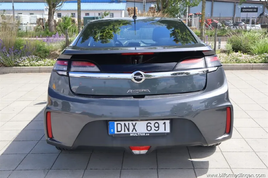 Opel Ampera 1.4 ECOTEC Plug-In Hybrid FWD PHEV B 150hk Skinn Automat, bild 9 av 12