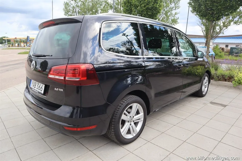 Volkswagen Sharan 2.0 TDI SCR FWD 150hk Aut 7 Sits Drag Backkamera, bild 3 av 12