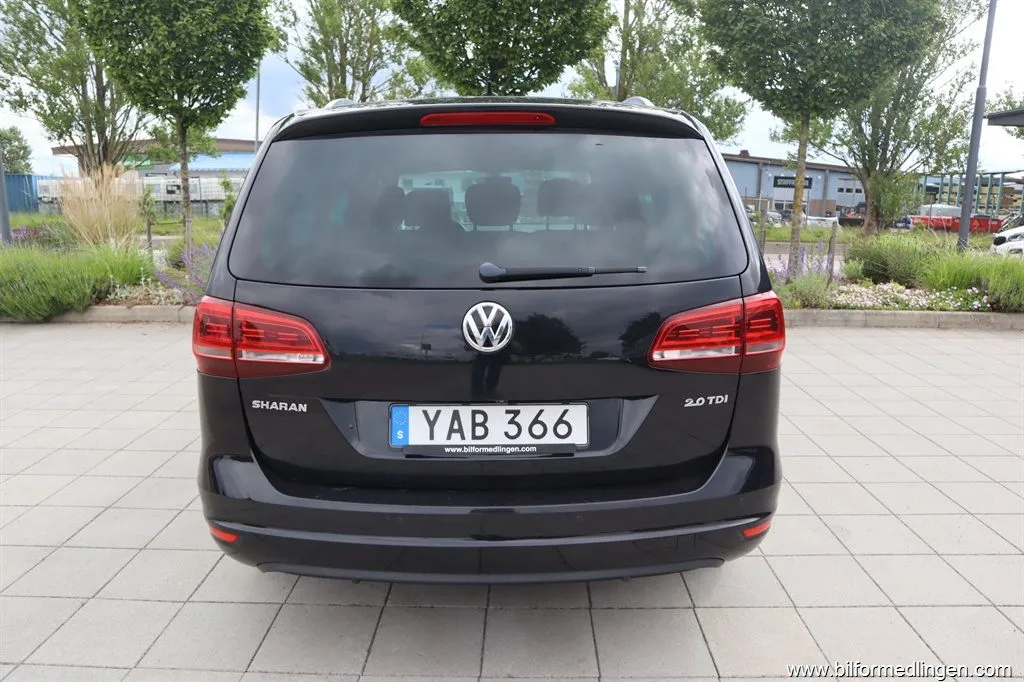 Volkswagen Sharan 2.0 TDI SCR FWD 150hk Aut 7 Sits Drag Backkamera, bild 10 av 12