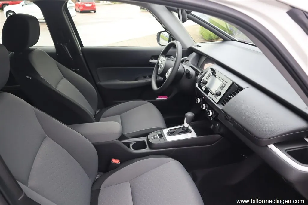 Honda Jazz 1.5 i-MMD e Hybrid Adaptiv farthållare Comfort Svensksåld, bild 4 av 12