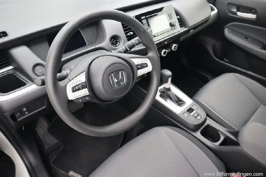 Honda Jazz 1.5 i-MMD e Hybrid Adaptiv farthållare Comfort Svensksåld, bild 6 av 12