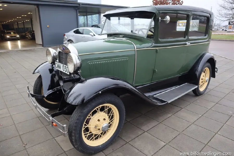Ford Model A 3.3 Tudor Sedan Handgas Koffert, bild 2 av 12