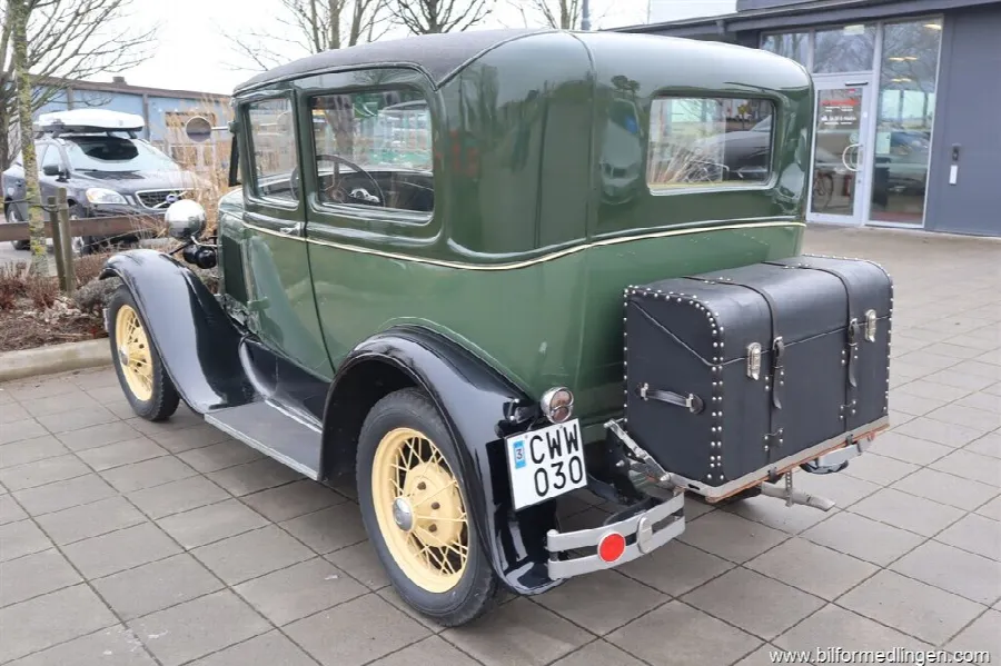 Ford Model A 3.3 Tudor Sedan Handgas Koffert, bild 8 av 12