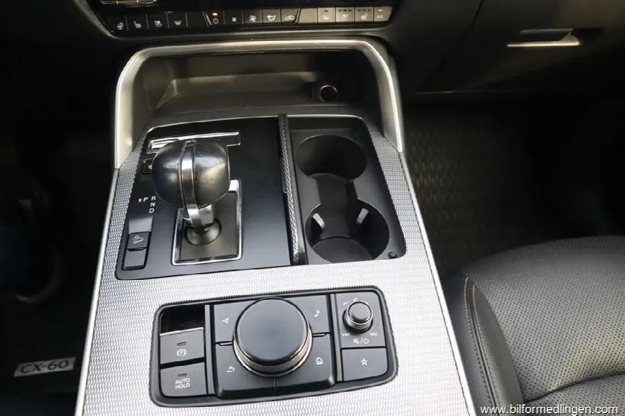 Mazda CX-60 2.5 Plug-In-Hybrid 327hk Aut 3.95% ränta Momsbil Drag Navi 1 Ägare, bild 8 av 12