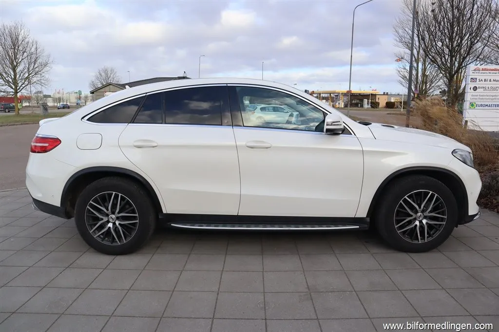 Mercedes-Benz GLE 350 d 4Matic 258hk Aut Panorama Harman/kardon Navi Drag Svensk, bild 8 av 12
