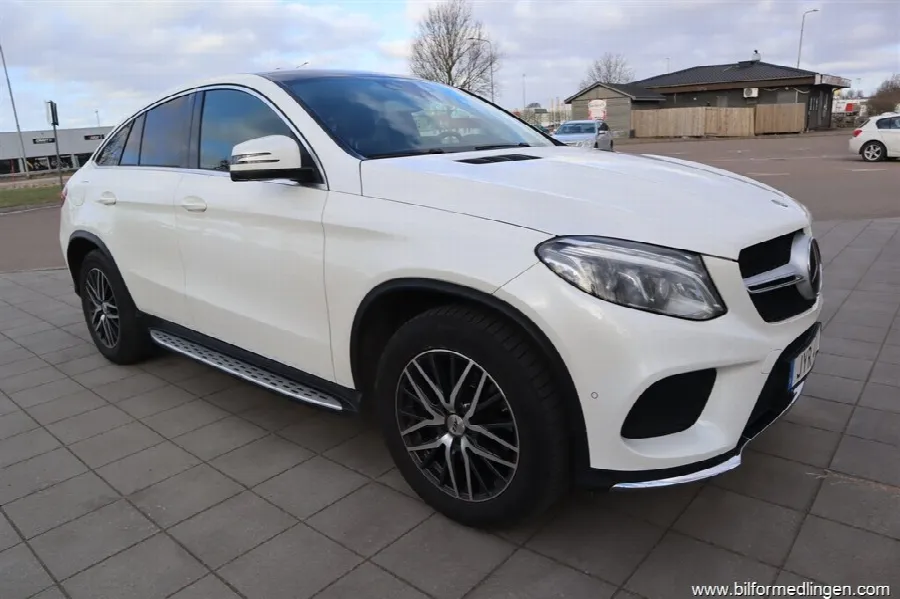 Mercedes-Benz GLE 350 d 4Matic 258hk Aut Panorama Harman/kardon Navi Drag Svensk, bild 9 av 12