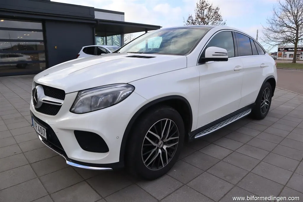 Mercedes-Benz GLE 350 d 4Matic 258hk Aut Panorama Harman/kardon Navi Drag Svensk, bild 2 av 12