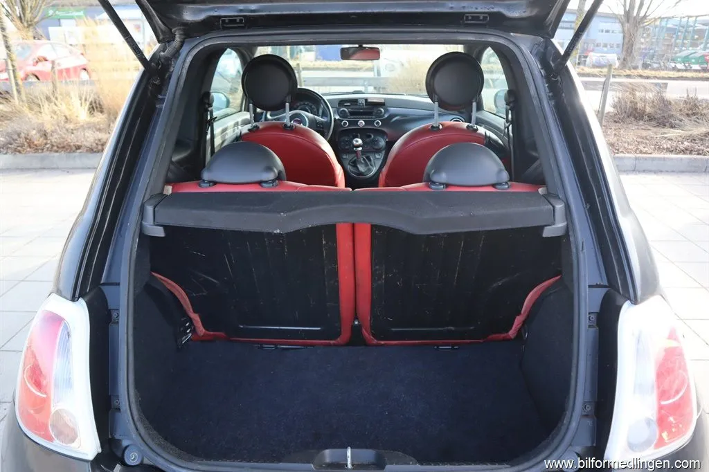 Fiat 500 1.4 16V FWD 100hk Skinn Svensksåld, bild 11 av 12