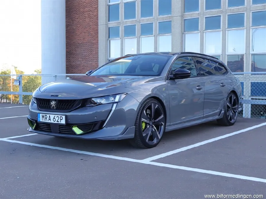 Peugeot 508 Hybrid4 PSE SW 360hk Plug-in Pano Focal 360, bild 1 av 12