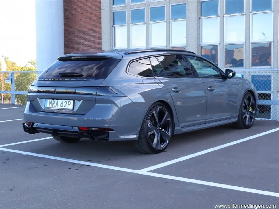 Peugeot 508 Hybrid4 PSE SW 360hk Plug-in Pano Focal 360, bild 4 av 12