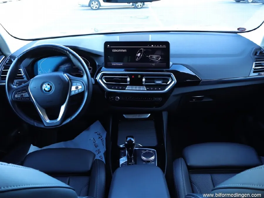 BMW X3 xDrive30e 292hk S/V-hjul Kamera Sensorer, bild 6 av 12