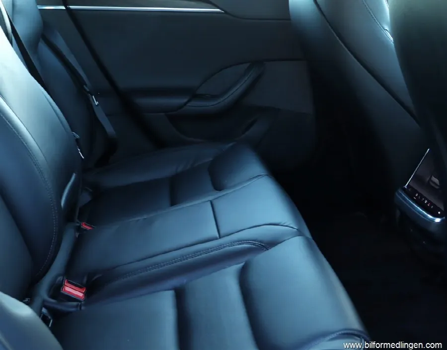 Tesla Model S Long Range AWD 685hk FSD Insane Moms, bild 7 av 12