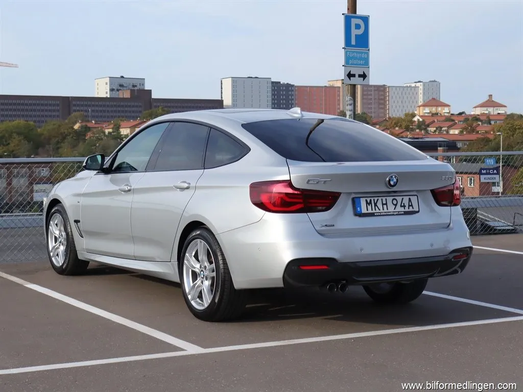 BMW 330 i xDrive GT 252hk M-sport HUD H/K Pano, bild 3 av 12