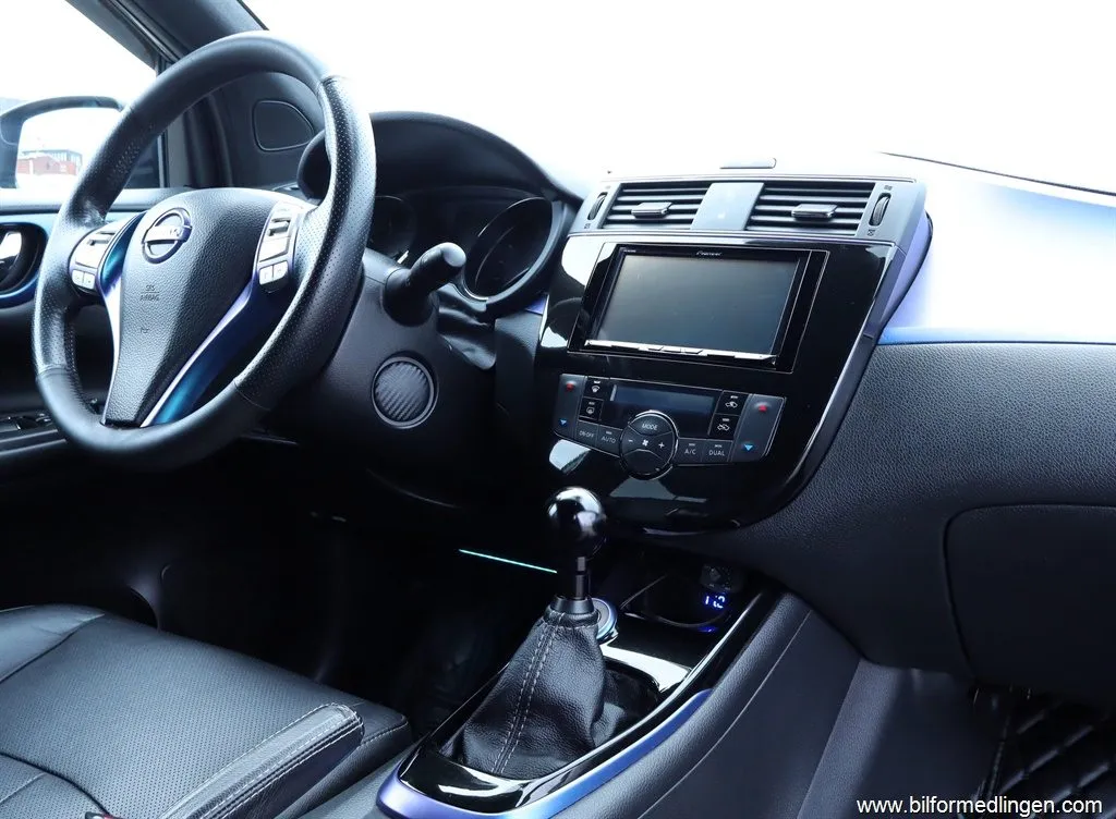 Nissan Pulsar 1.2 Automat Extrautrustad, bild 8 av 12