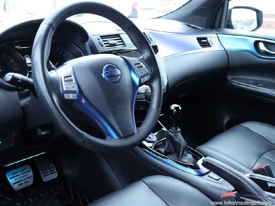 Nissan Pulsar 1.2 Automat Extrautrustad, bild 9 av 12