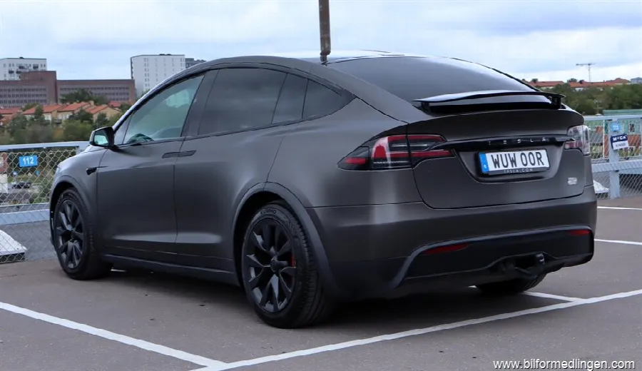 Tesla Model X Plaid AWD 1020hk S/V-hjul 1 ägare Moms, bild 4 av 12