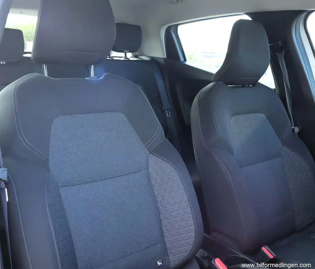 Renault Clio 1.0 SCe Zen S/V-hjul, bild 6 av 12