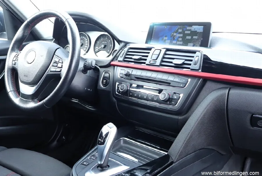 BMW 318 d Sedan Automat Navi Kamera, bild 7 av 12