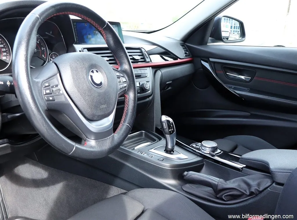 BMW 318 d Sedan Automat Navi Kamera, bild 9 av 12