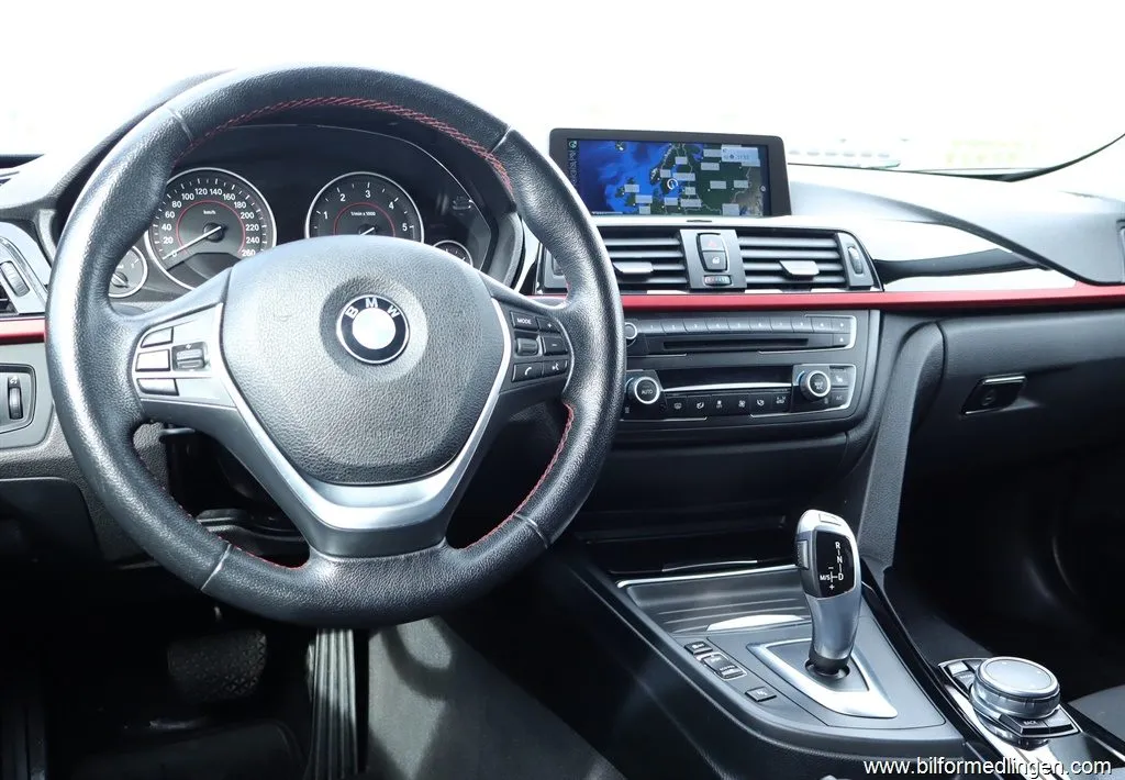 BMW 318 d Sedan Automat Navi Kamera, bild 8 av 12