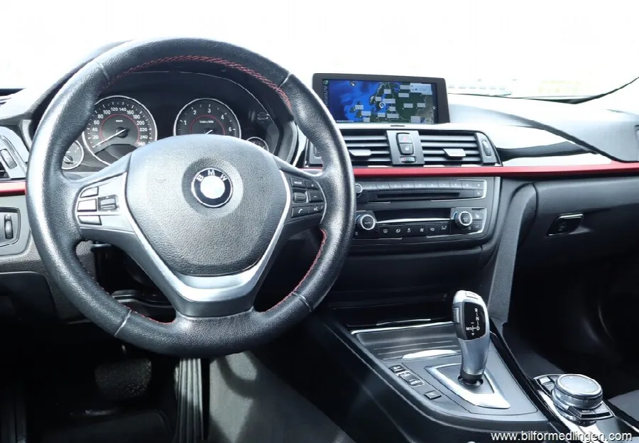 BMW 318 d Sedan Automat Navi Kamera, bild 8 av 12