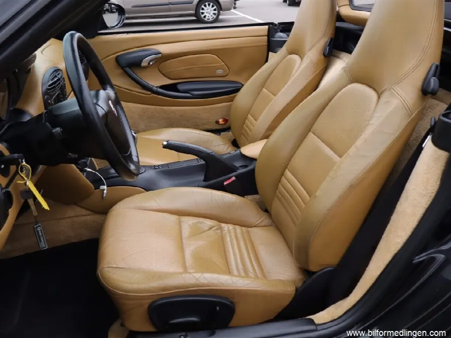 Porsche Boxster 220hk, 1 ägare sen 2012, El-manöverad sufflett, bild 5 av 12