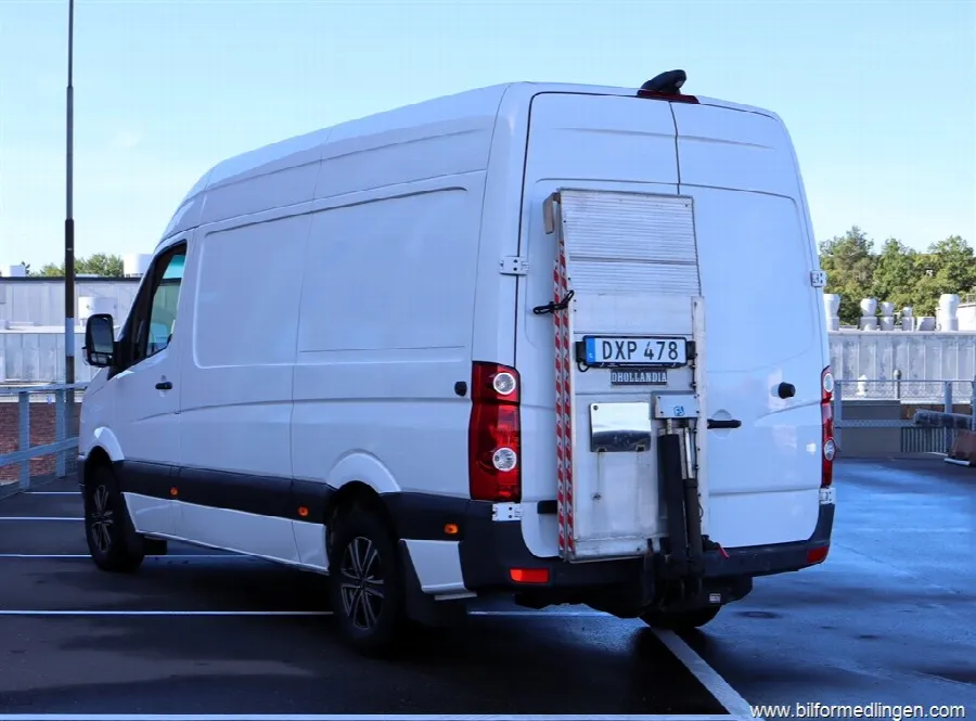 Volkswagen Crafter 2.0 TDI 35 Bakgavelyft/Nyservad/Moms/S+Vhjul, bild 1 av 12
