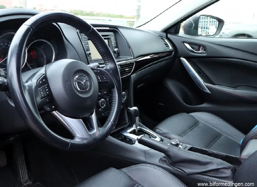 Mazda 6 2.5 1V FWD 192hk, bild 9 av 12