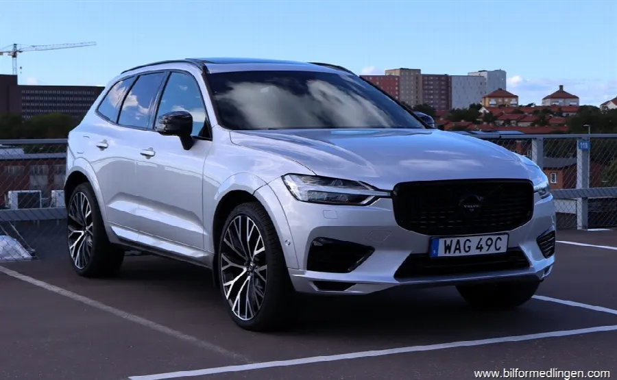 Volvo XC60 T8 R Design Panorama Head-Up S/V-hjul, bild 1 av 12