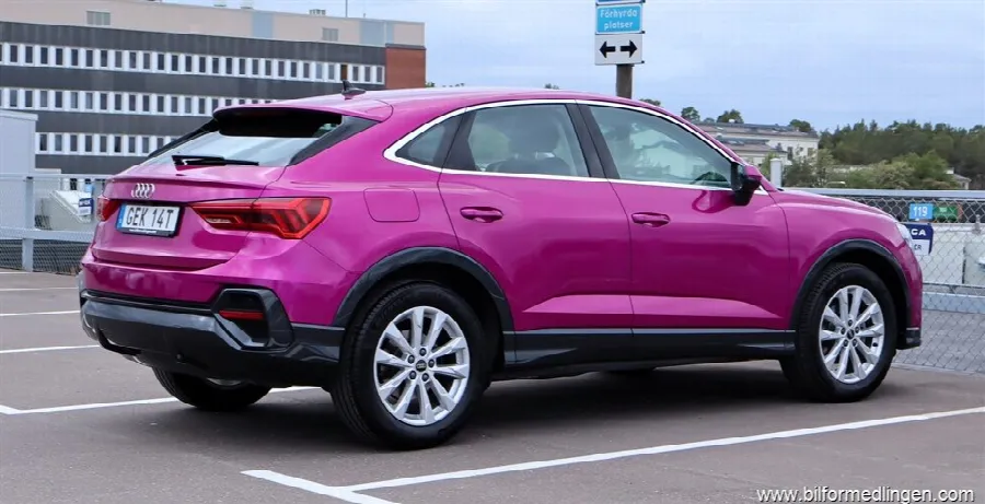 Audi Q3 Sportback 35 TFSI S-Tronic S/V-hjul Värmare, bild 3 av 12