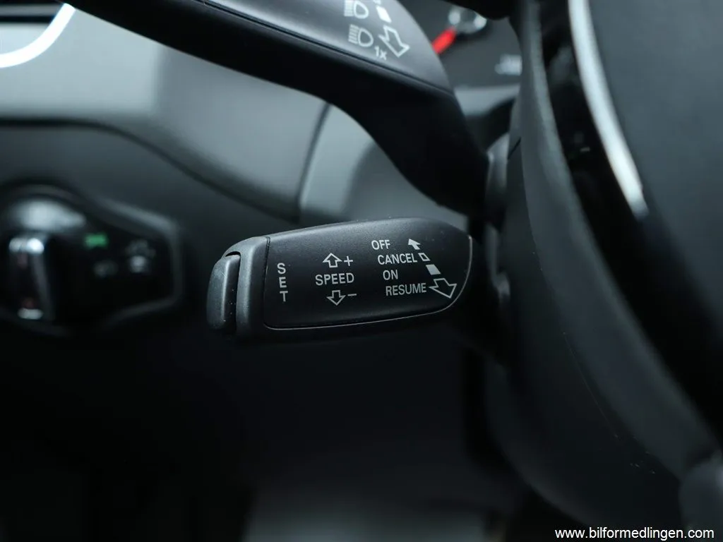 Audi Q5 3.0 TDI V6 quattro 258hk S/V-hjul Drag, bild 11 av 12