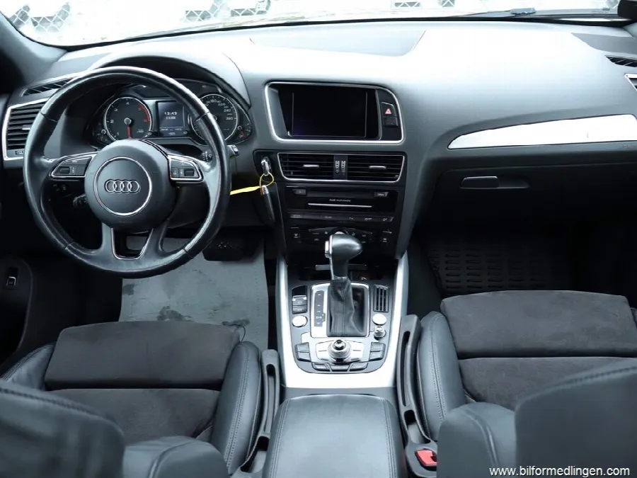 Audi Q5 3.0 TDI V6 quattro 258hk S/V-hjul Drag, bild 6 av 12