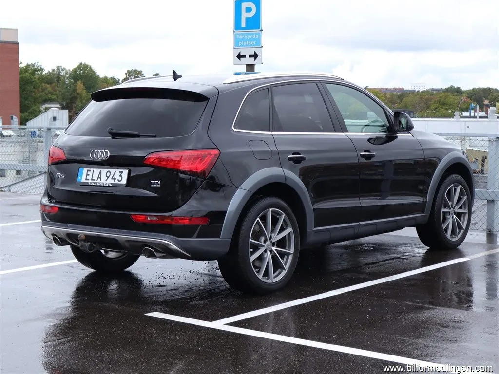 Audi Q5 3.0 TDI V6 quattro 258hk S/V-hjul Drag, bild 3 av 12