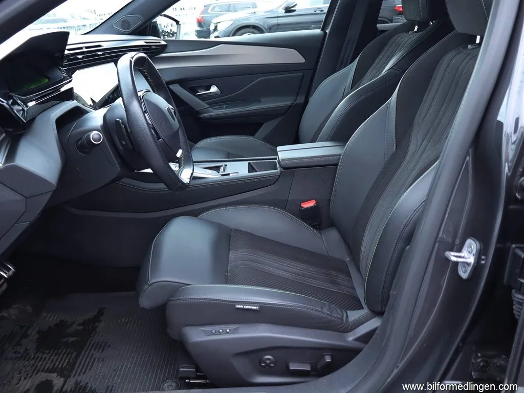 Peugeot 408 1.2 PureTech SUV 131hk GT S/V-hjul 360 Moms, bild 5 av 12