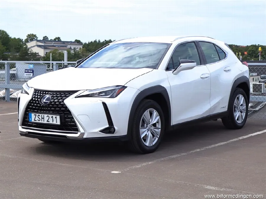 Lexus UX250h CVT Hybrid Rattvärme Comfort, bild 1 av 12