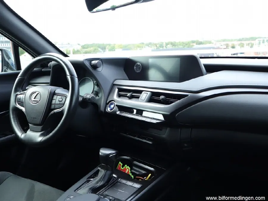 Lexus UX250h CVT Hybrid Rattvärme Comfort, bild 7 av 12