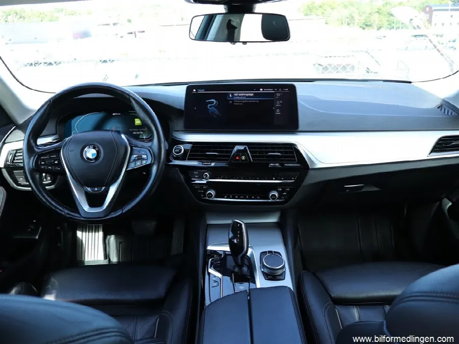 BMW 530 e xDrive Plug-In Hybrid 292hk S/V-Hjul, Pano, bild 7 av 12