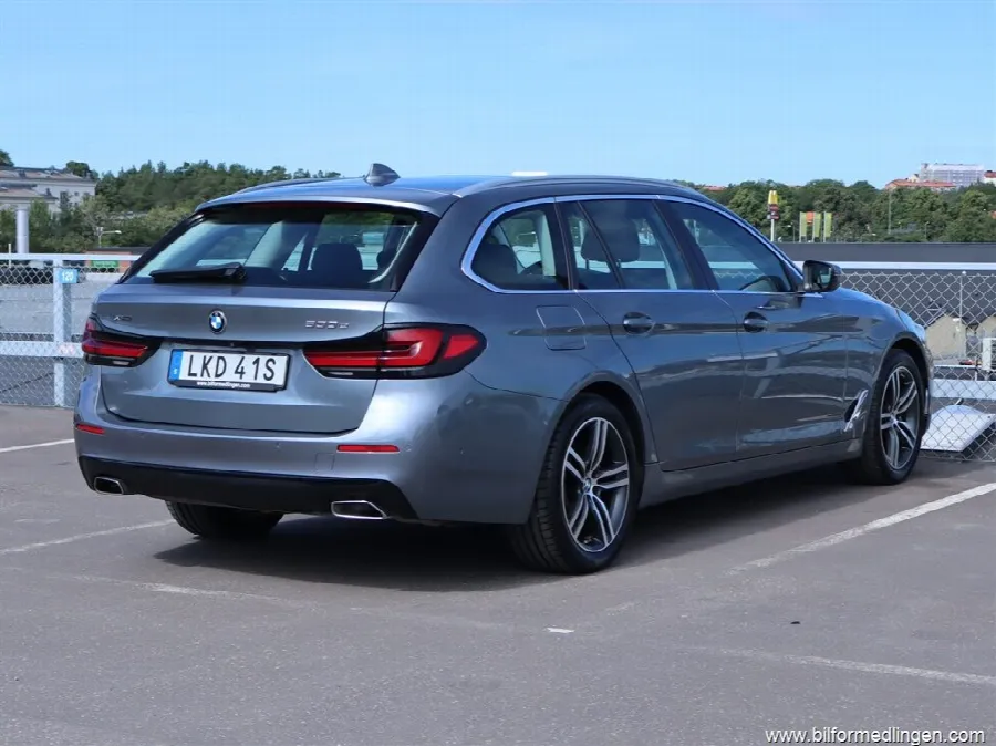BMW 530 e xDrive Plug-In Hybrid 292hk S/V-Hjul, Pano, bild 4 av 12