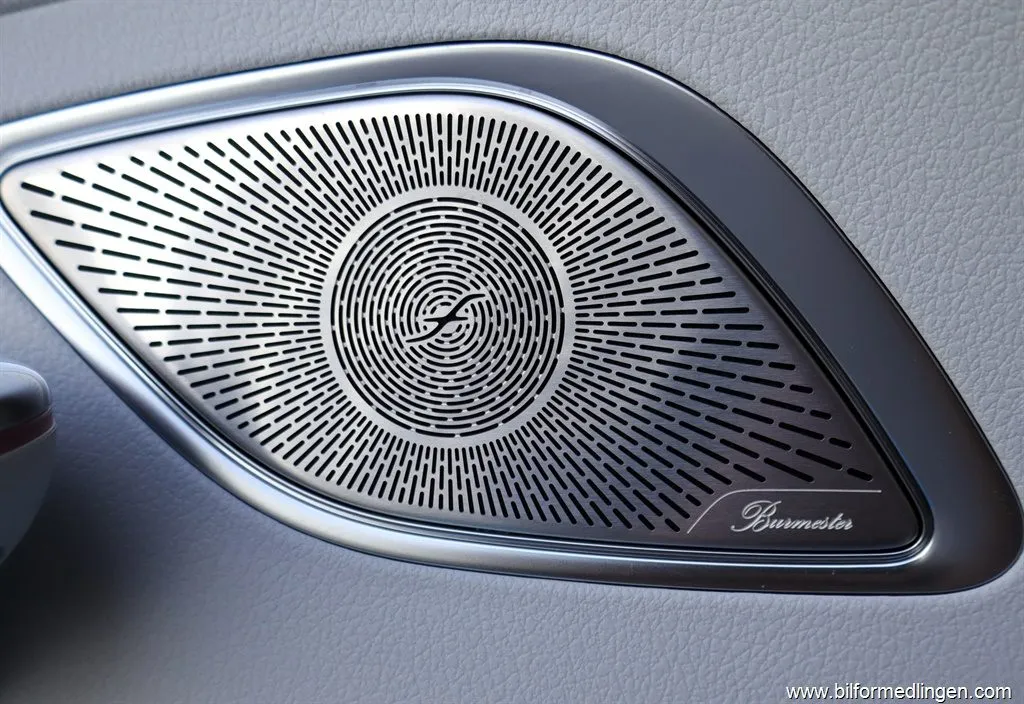 Mercedes-Benz EQE300 300 AMG Panorama Burmester S/V-hjul, bild 12 av 12
