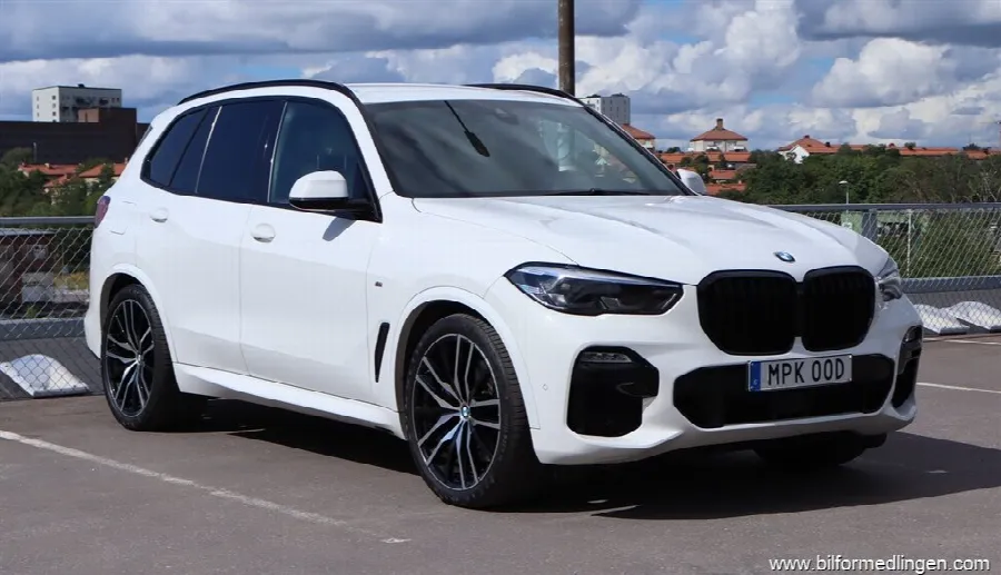 BMW X5 xDrive40i M Sport 340hk S/V-hjul, bild 1 av 12